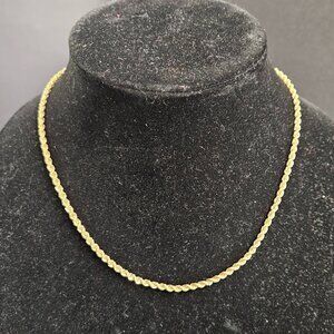 Gold tone twined rope chain - 8 1/2"